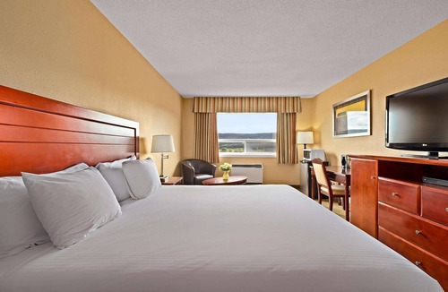 Williams Lake Hotel | Coast Fraser Inn