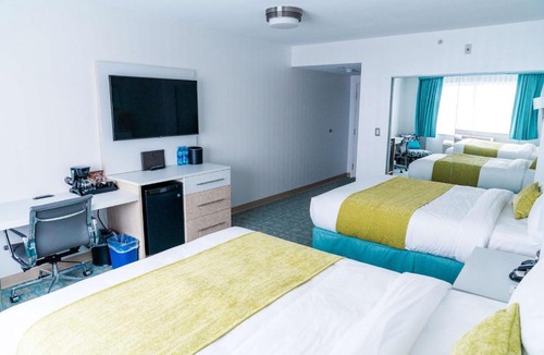 Langley Hotel | Coast Langley City Hotel & Convention Centre