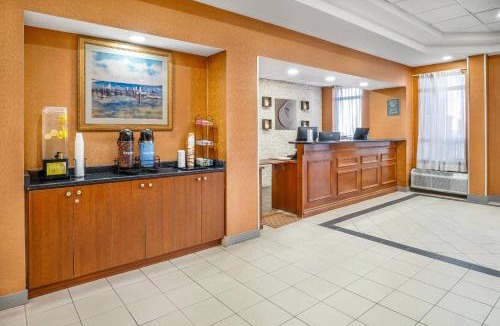 Gateway Hotel | Comfort Inn