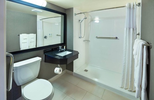 Yarmouth Hotel | Comfort Inn