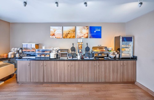 Moncton Hotel | Comfort Inn Moncton East