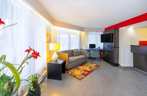 Moncton Hotel | Comfort Inn Moncton Magnetic Hill
