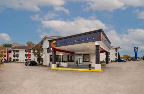 Barrie Hotel | Comfort Inn & Suites Barrie - Highway 400