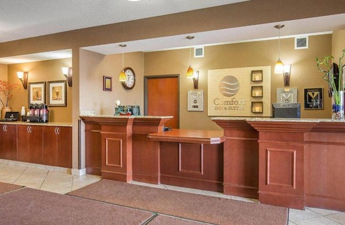Airdrie Hotel | Comfort Inn & Suites