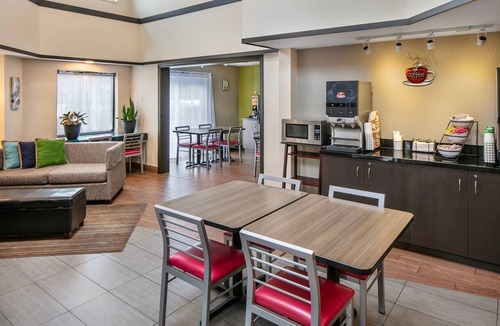 Sydney Hotel | Comfort Inn Sydney - Cape Breton