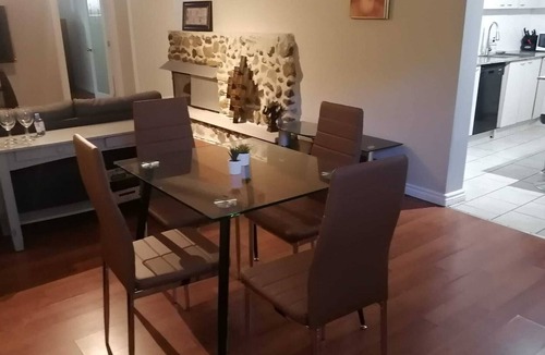 Cartierville House | Comfortable 2 Bedroom Unit