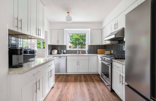 West Side House | Comfortable 5B2B Family Home in Vancouver