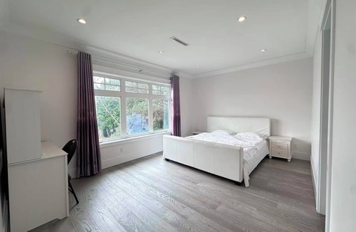 Richmond House | Comfortable Room in a Shared Home