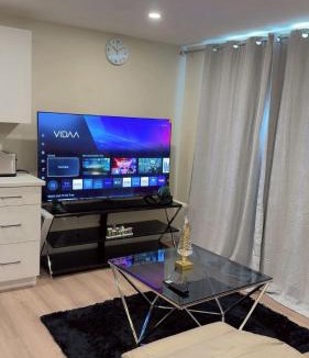 Moncton Apartment | Comfy and Stylish One-bedroom in Moncton