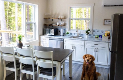 Saint Croix Cottage | Compass Cove Cottage with Private Hot tub