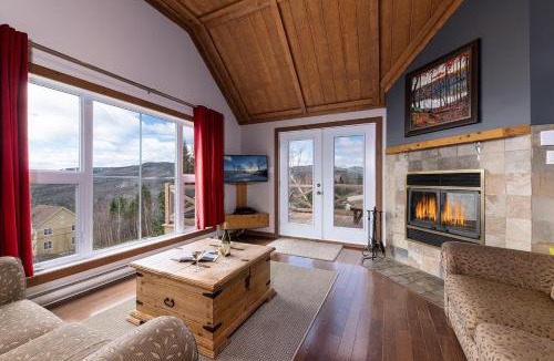 Petite-Riviere-Saint-Francois Apartment | Condo 120H, Riverfront Views, Terrace & BBQ