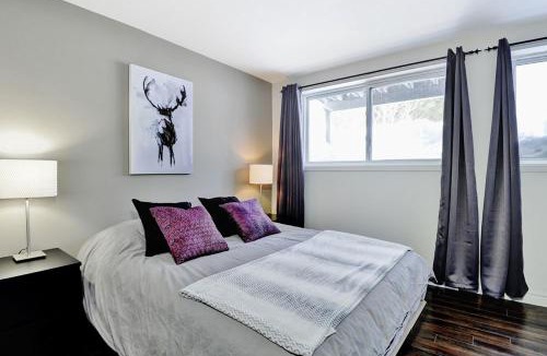 Stoneham Apartment | Condo 20 Chemin des Adirondack by Les Chalets Alpins
