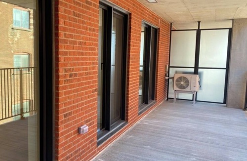 Griffintown Condo | CONDO MEUBLÉ – TOUT INCLUS/FURNISHED CONDO – ALL INCLUSIVE (GRIFFINTOWN) QG
