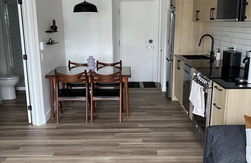 Saint-Roch Condo | CONDO MID-CENTURY MODERN STYLE - POOL/TERRACE