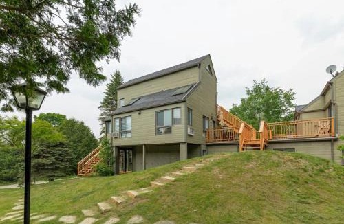 Mont-Tremblant Apartment | Condo Resort - Gondola 4 min walk -Terrace