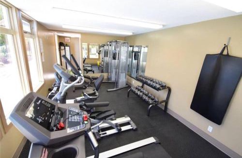 Invermere Apartment | Contemporary, Cozy, Pool, Hot Tub, Lake Front
