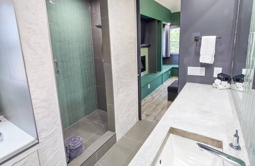 Invermere Bed & Breakfast | Copper Rose Retreat B&B