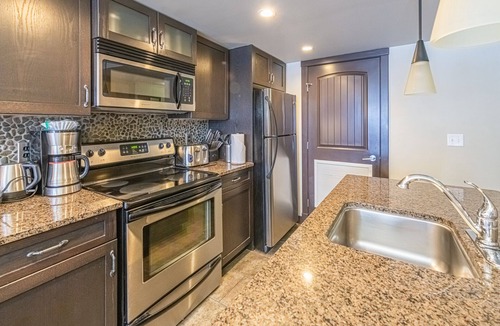 Copperstone Resort Condo | Copperstone Resort - Mountain View Suite