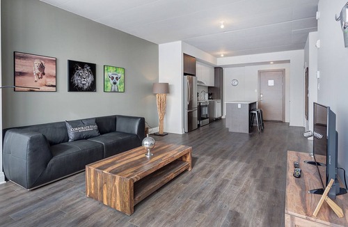 Laval Apartment | Corporate Stays | L'Equinoxe | Spacious 1BR