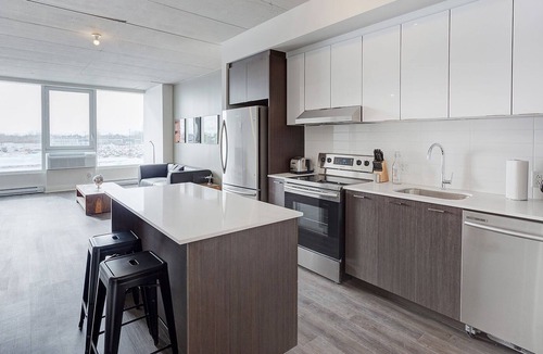 Laval Apartment | Corporate Stays | L'Equinoxe | Spacious 1BR