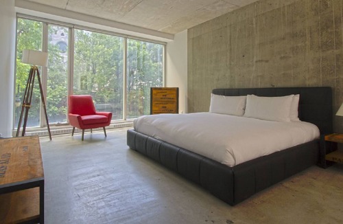 International District Apartment | Corporate Stays | Loft4U | Comfy Studio
