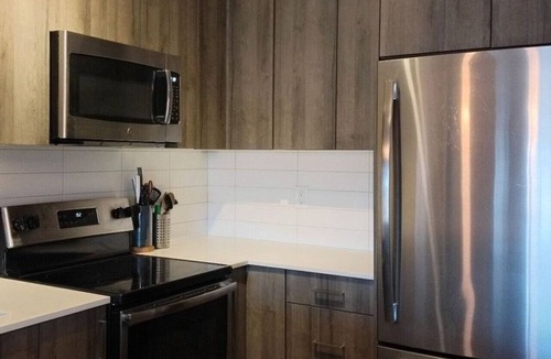 North Central Edmonton Apartment | Corporate Stays | Park Avenue 2 Bedroom