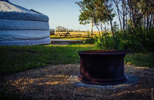 Division No. 7 House | COTC - The Coulee Yurt - Suite