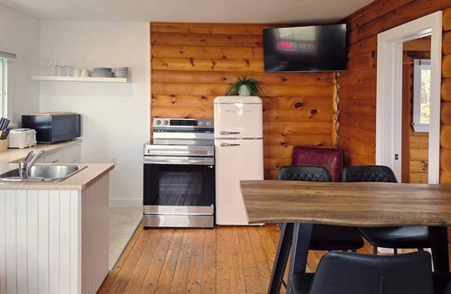 Hunts Point Cabin | Cottage # 1 Hunts Point Beach Cottages - 2 bedrooms