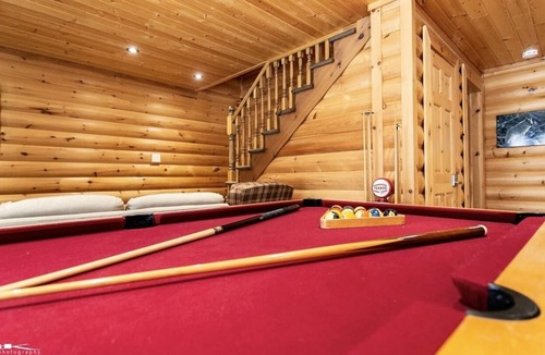 Amherst Cabin | Cottage - Chalet - Close to Mont Tremblant- Hot Tub - Sauna