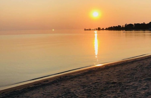 Lafontaine Cottage | Cottage just steps from beautiful Georgian Bay!