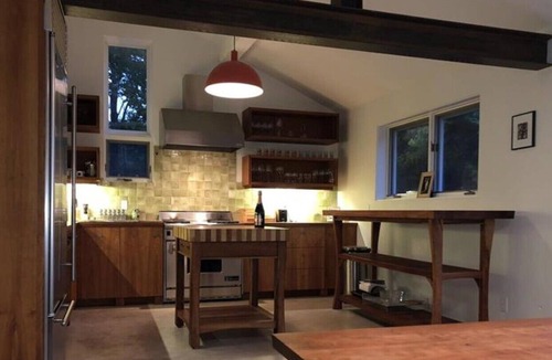 Sutton House | Country House in Sutton