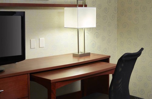 Saint-Laurent Hotel | Courtyard by Marriott Montreal Airport