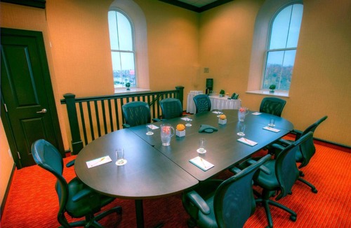 Township of Woolwich Hotel | Courtyard by Marriott Waterloo St. Jacobs