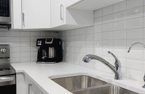 Southeast Calgary House | Cozy 1BR wt. Home Office & Entire Suite