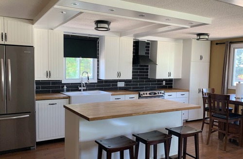 Okanagan-Similkameen House | Cozy 3BR house by the beach