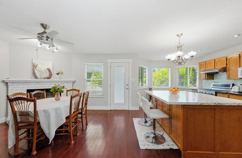 Crescent Beach House | Cozy 3BR House Near Ocean Park & Crescent Beach