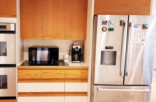 Kerrisdale House | Cozy 5 beds/4 bathrooms perfect for families or friends