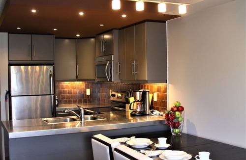 Killarney Apartment | Cozy and lovely 1 bedroom apartment w free parking premise