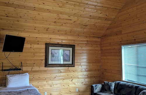 McBride Cabin | Cozy and Relaxing Getaway Cabin #8n
