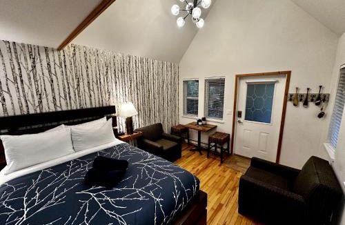 Ucluelet Ski Chalet | Cozy Cabin Near Walking Trails And Beaches!