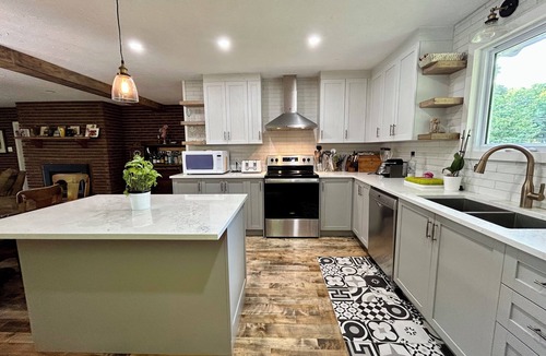 Harrington Cottage | Cozy cottage on the lake