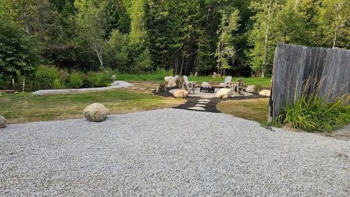 Hastings Highlands House | Cozy Cottage Retreat Private 2 Acres, Near Lake