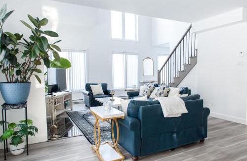 Brownsburg-Chatham Ski Chalet | Cozy Cottage, The Getaway in Quebec