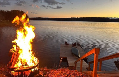 Utterson Cottage | Cozy Lakefront Muskoka Cottage