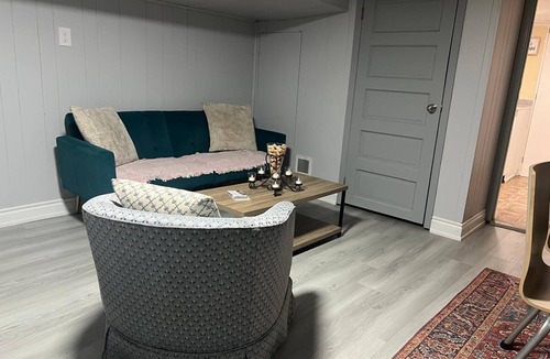The Danforth Apartment | Cozy Modern Basement Suite | Quiet & Comfortable Stay
