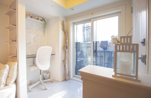 Long Branch Apartment | Cozy nook walking distance from lake.
