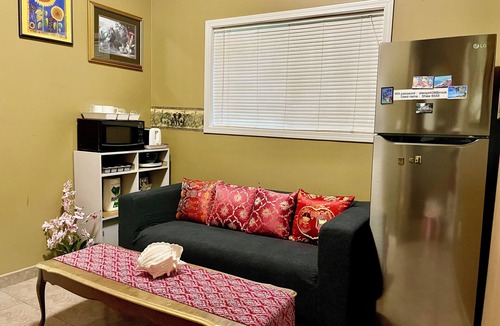Steveston House | Cozy one bedroom