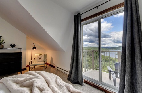 Mont-Tremblant Village House | Cozy retreat with breath taking mountain and water views