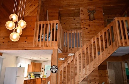 Hastings Highlands Cottage | Cozy River Retreat
