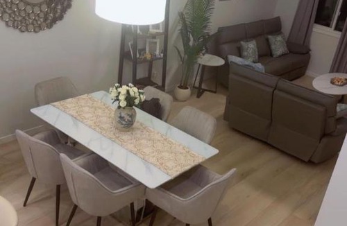Calgary House | Cozy Room In Glazier Ridge Comfy Home